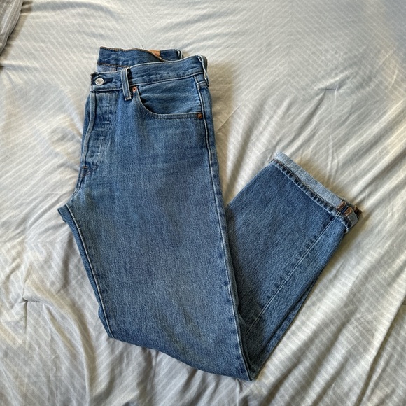 Levi's 501 Jeans - Picture 2 of 5